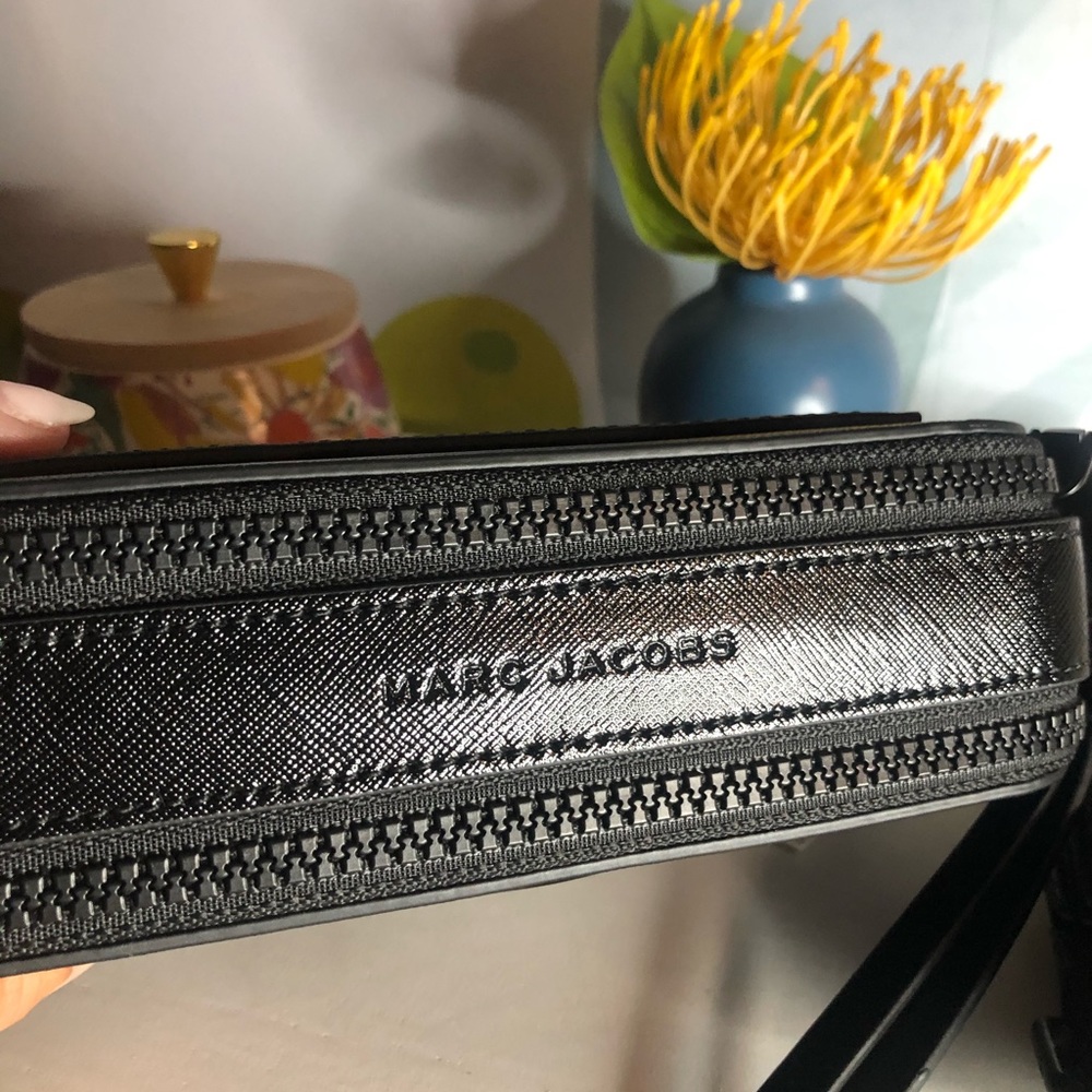 Genuine Marc Jacobs BLACK Snapshot DTM Crossbody - Picture 2 of 8
